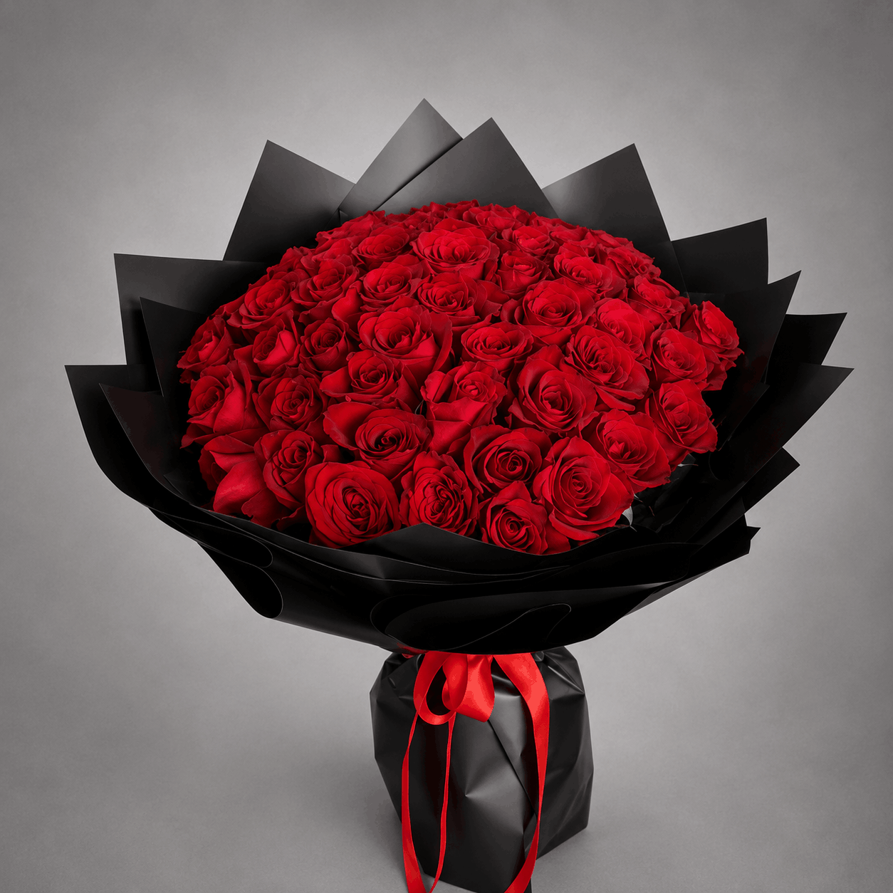 50 Red Roses Black Edition Bouquet