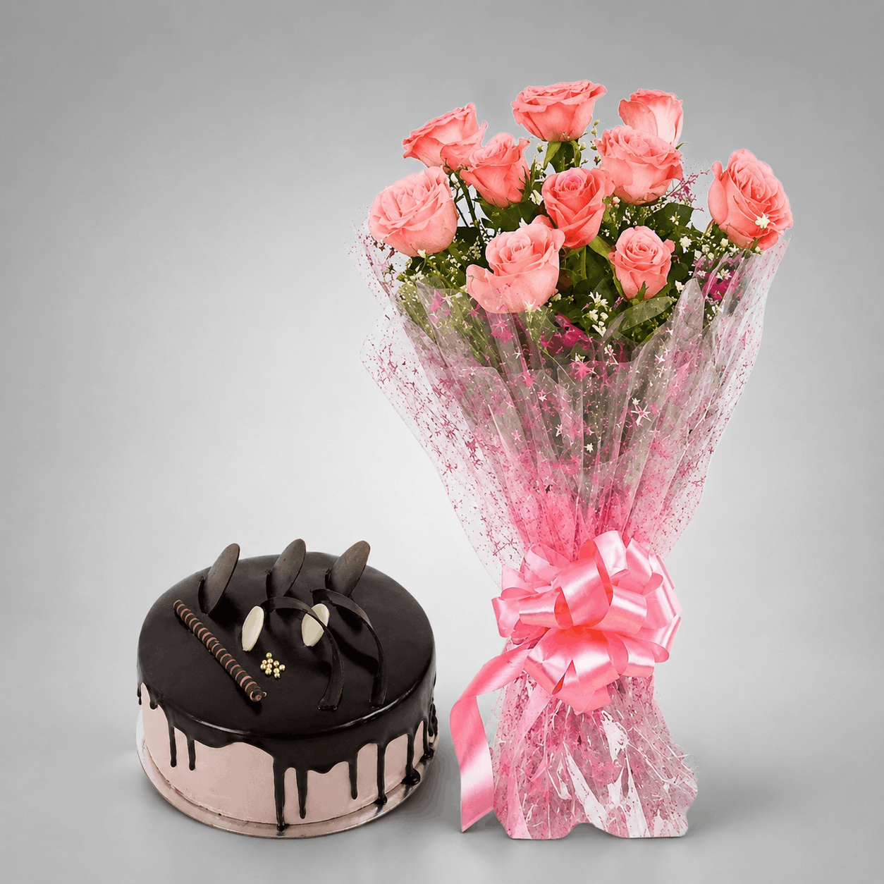 Pink Roses Bouquet with Chocolate Drip Cake