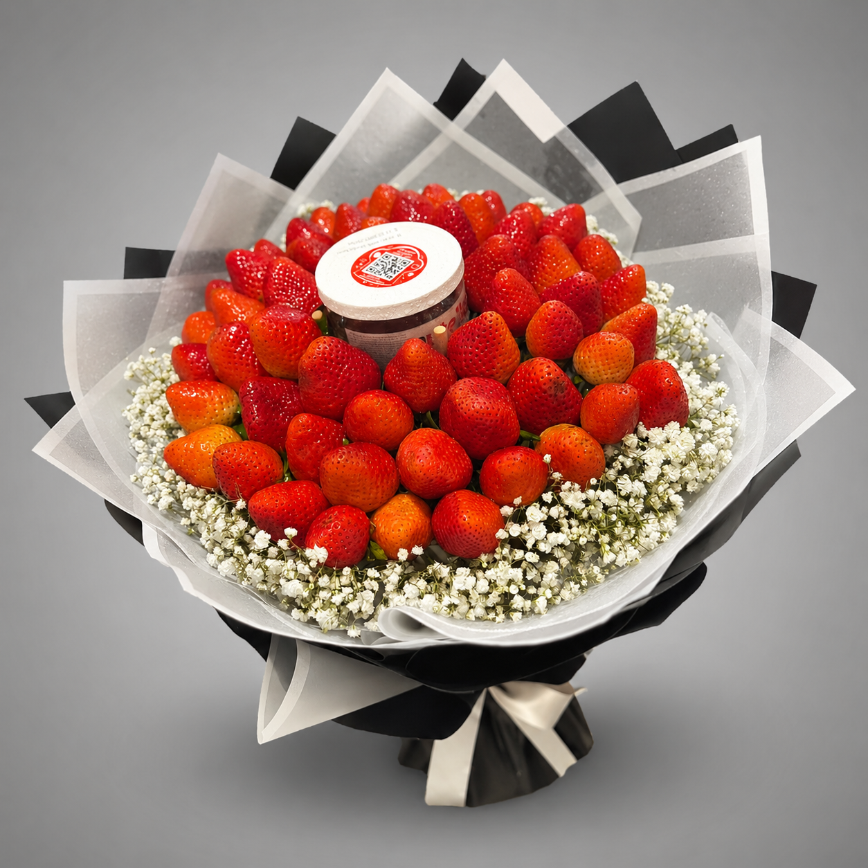 Fresh Strawberry & Dipping Sauce Bouquet
