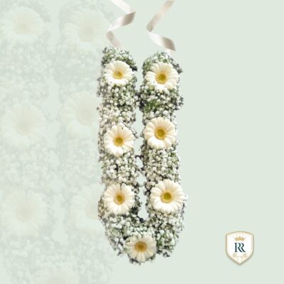 Daisy Dreams Garland: White Gerberas & Baby’s Breath
