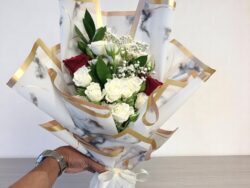 Marble Kiss Bouquet