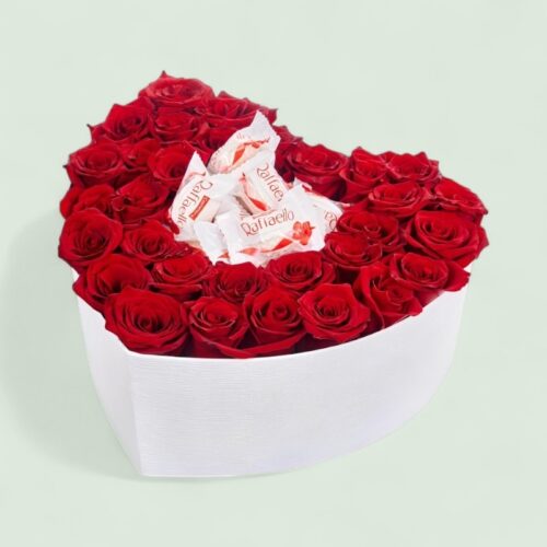 Raffaello Romance: Red Roses Heart