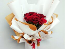 Golden Whisper Roses